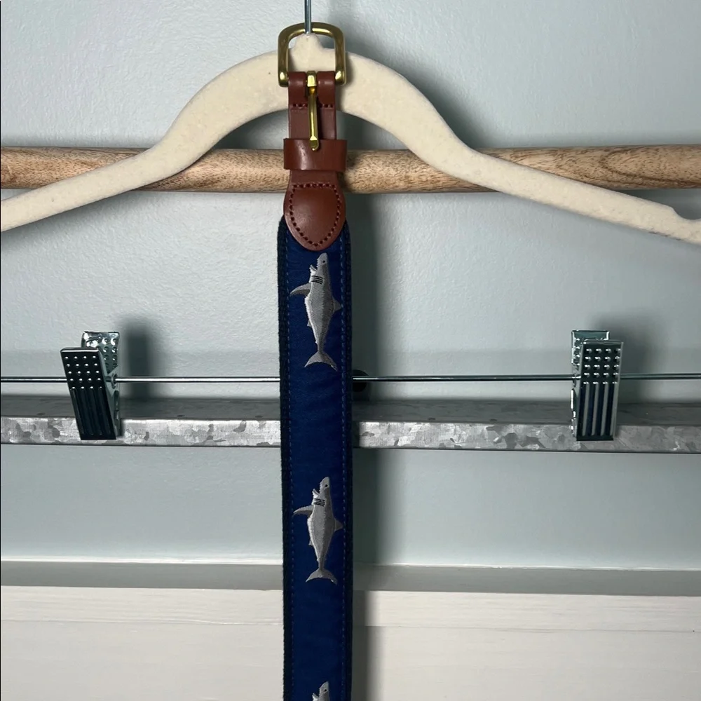 Boys belt sharks size 24 blue
